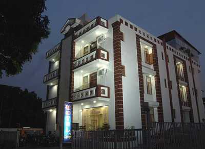 Book Hotels in Dehradun